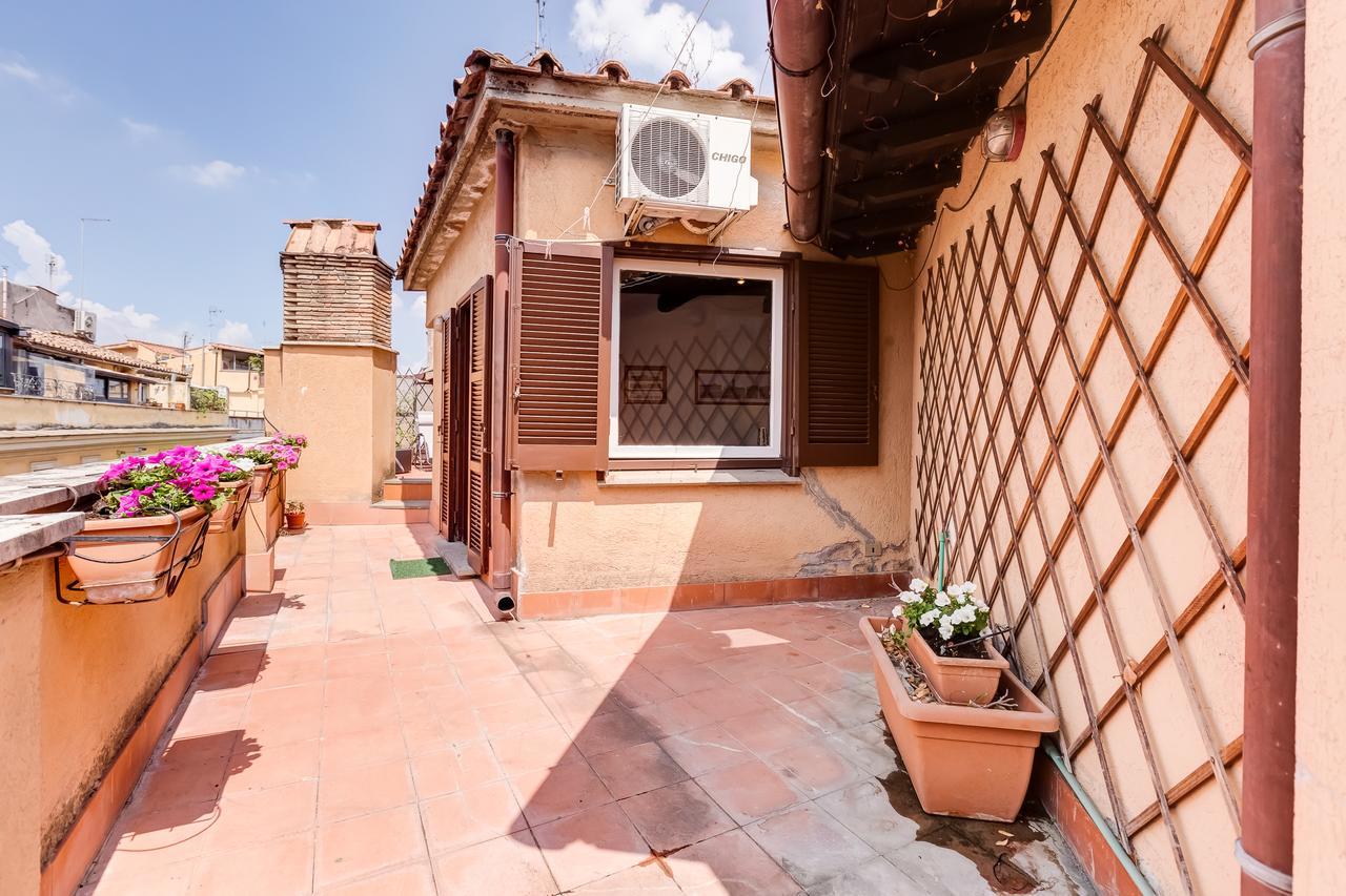 Romantic House With Terrace מראה חיצוני תמונה