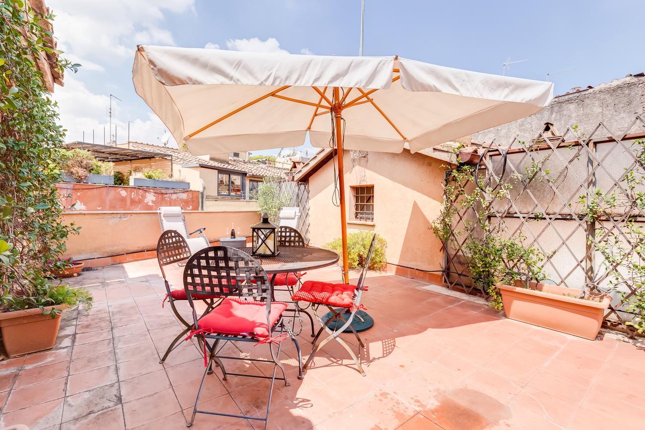 Romantic House With Terrace מראה חיצוני תמונה
